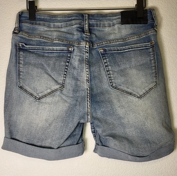 !it Jeans Tiffany Denim Shorts size 4 - Picture 2 of 9